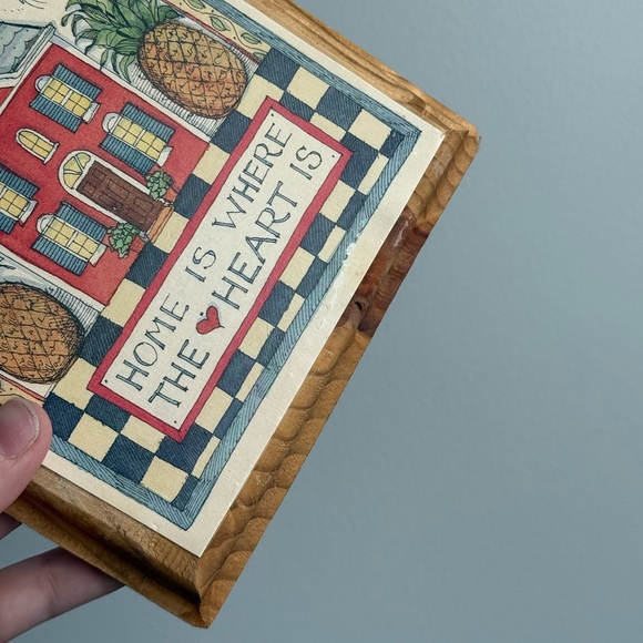 Vintage Hanging Wood Plaque Welcome Each New Day & Home Is Where The Heart Is - Picture 8 of 14